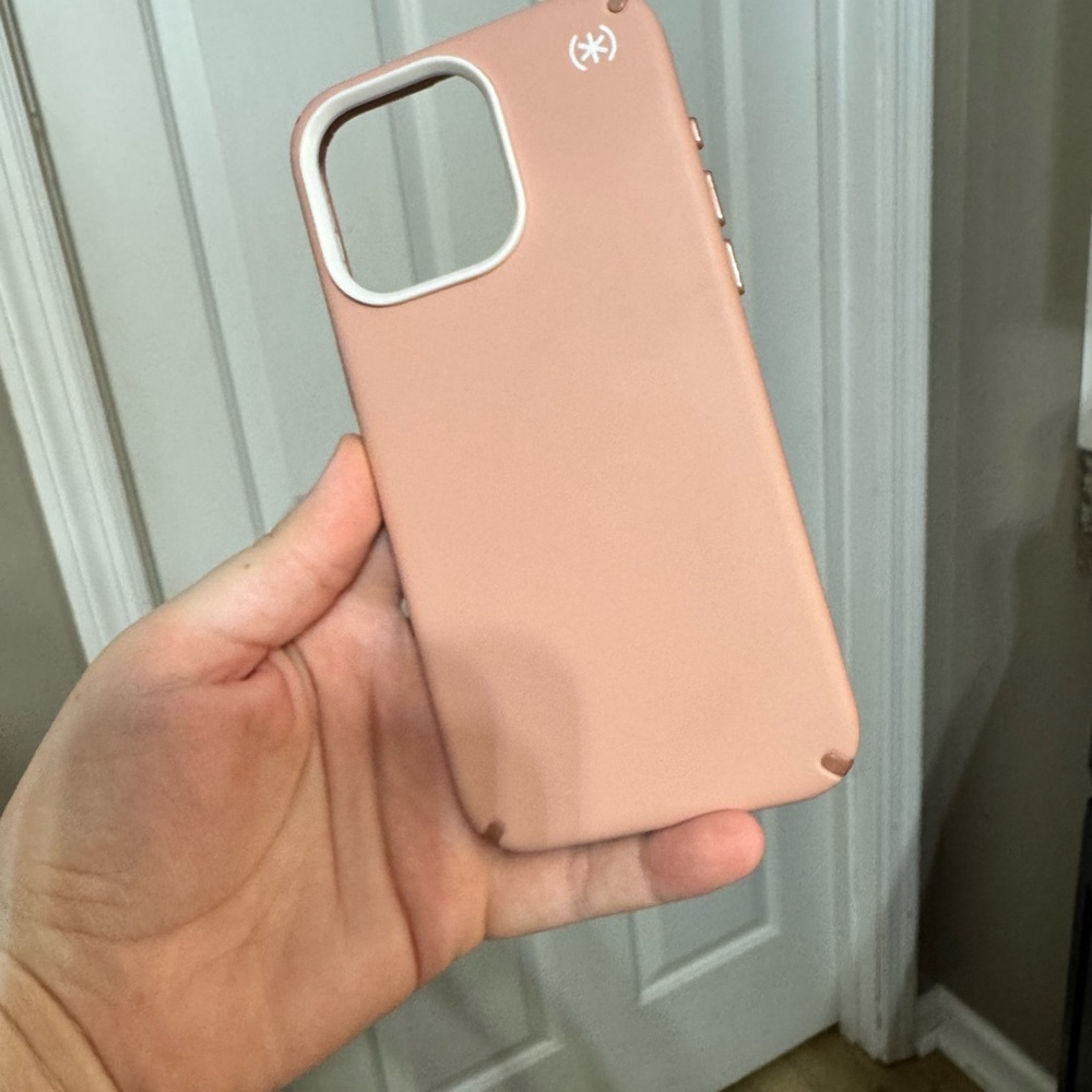 Speck Blush Pink iPhone Case iPhone 15 pro max